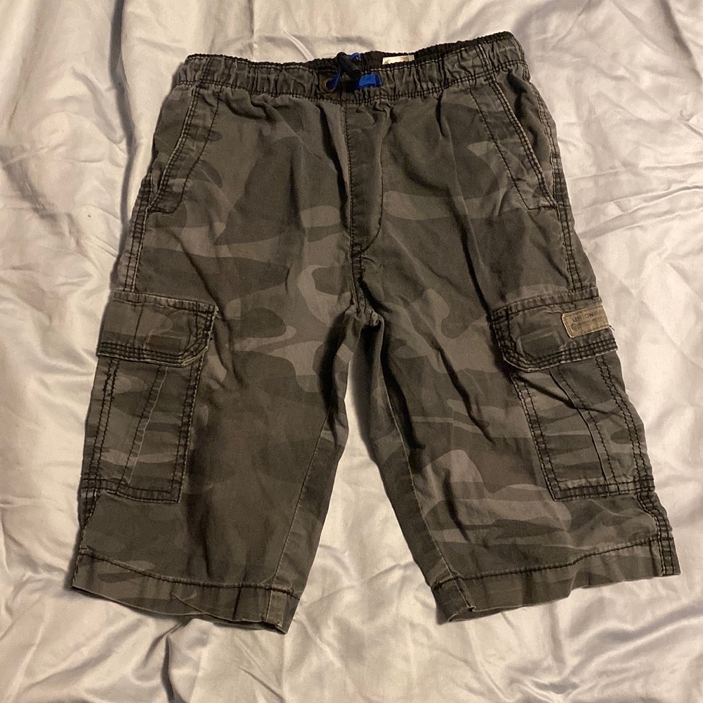 Boys camo cargo shorts